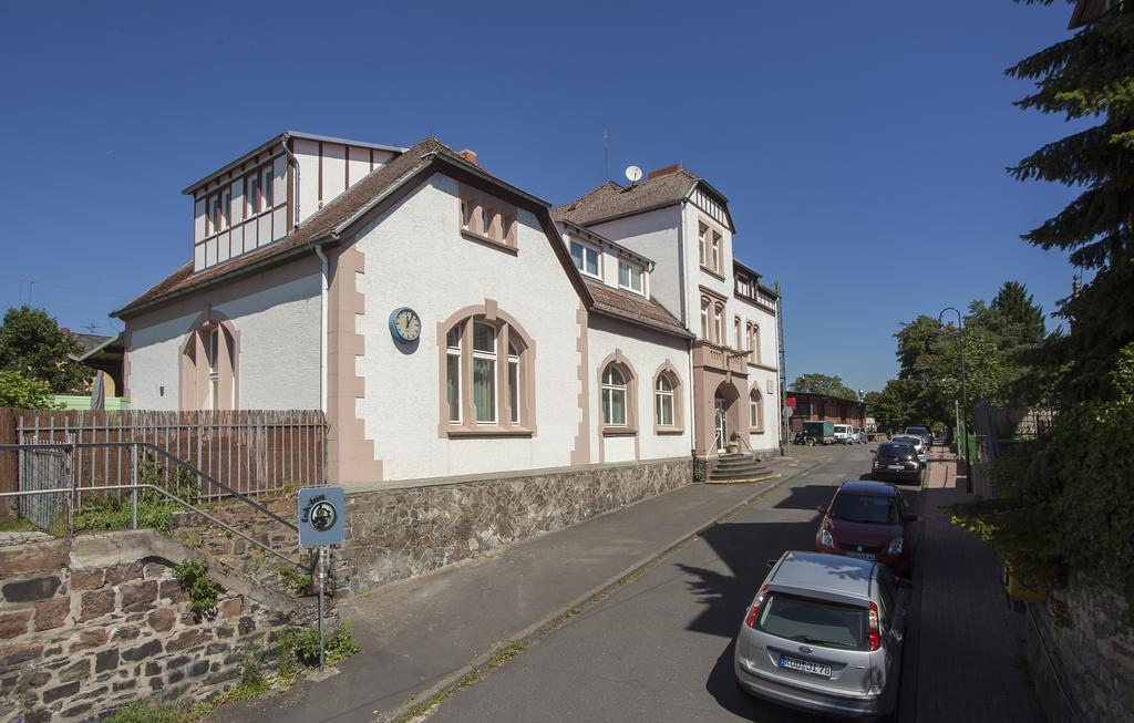Pension Lok-Inn Walluf Exterior photo